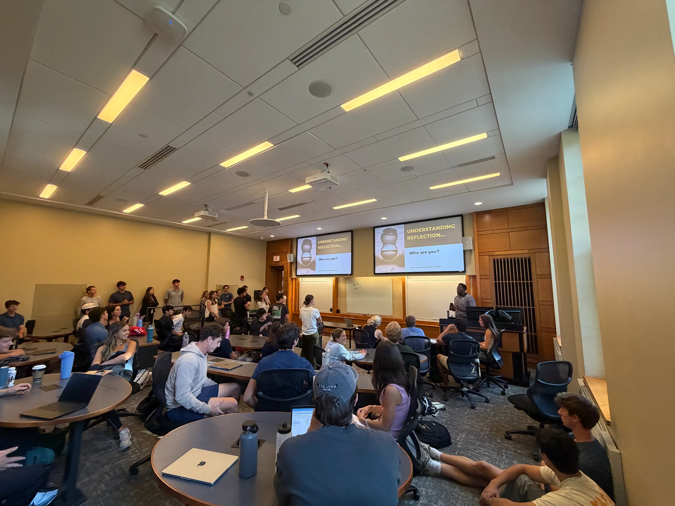 Wake Forest students participating in a Deacon Consulting Club meeting